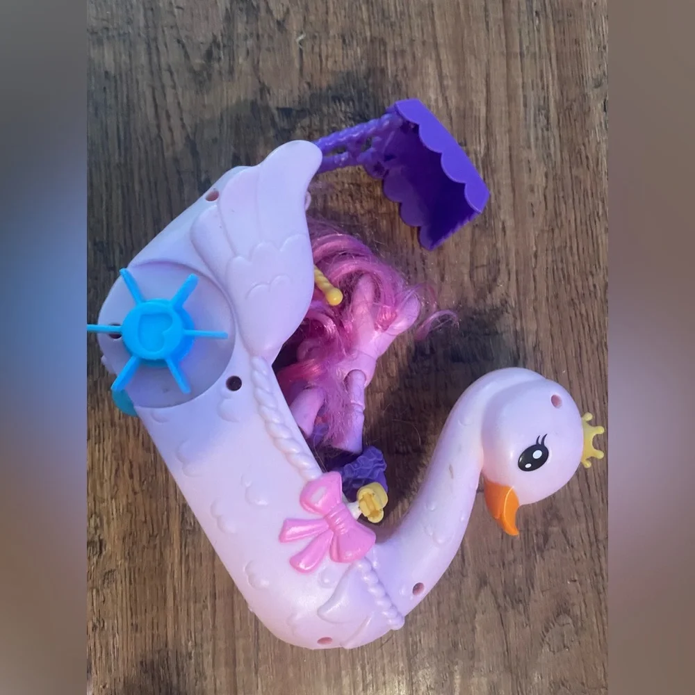 My little pony explore equestria swan boat sings & moves HTF RARE NO longer avai